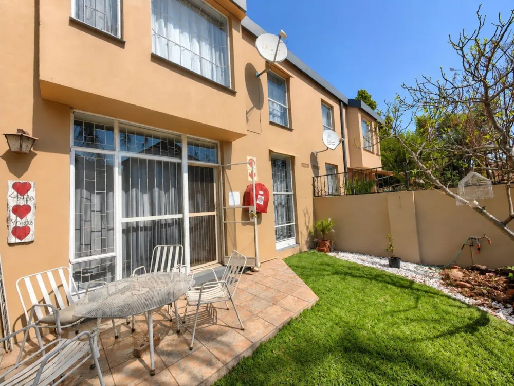 Townhouse for sale in Potchefstroom - 1PCH1751149