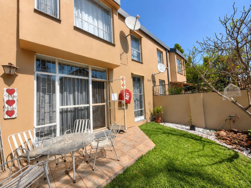 Townhouse for sale in Potchefstroom - 1PCH1751149 Townhouse for sale in Potchefstroom - 1PCH1751149