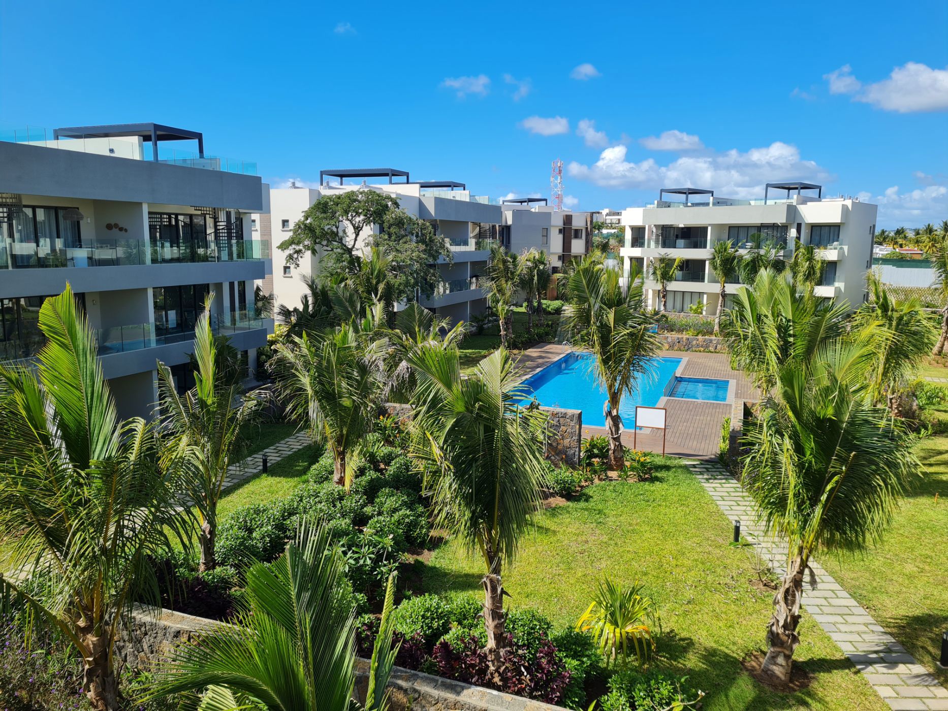 Apartment for sale in Pointe aux Canonniers, Mauritius - MPR1750942