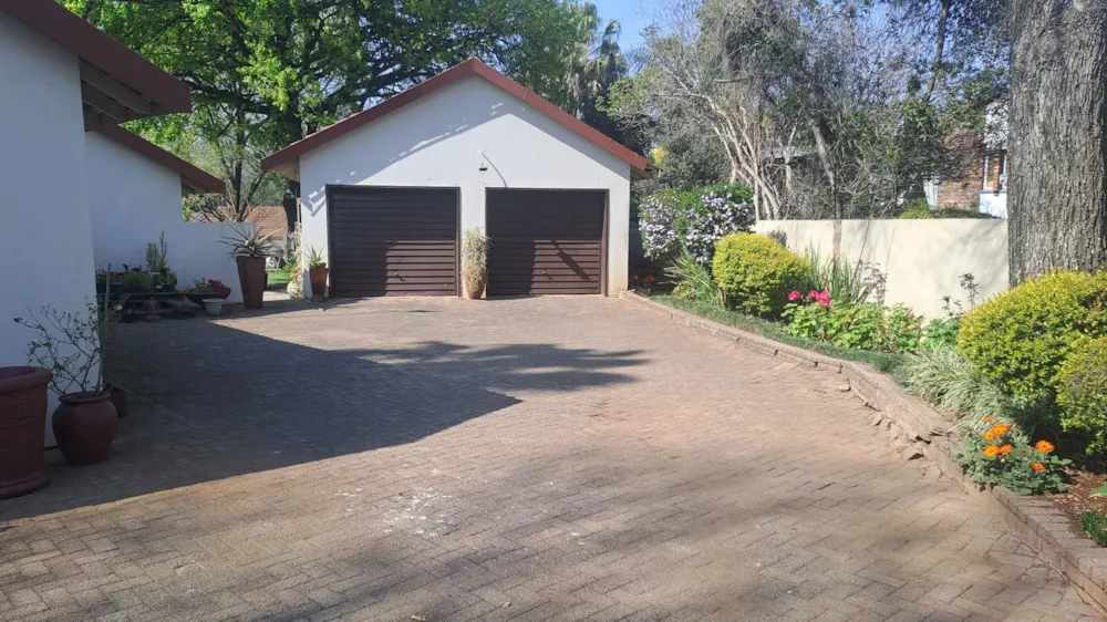 House for sale in Gholfsig - 1MD1750940 House for sale in Gholfsig - 1MD1750940