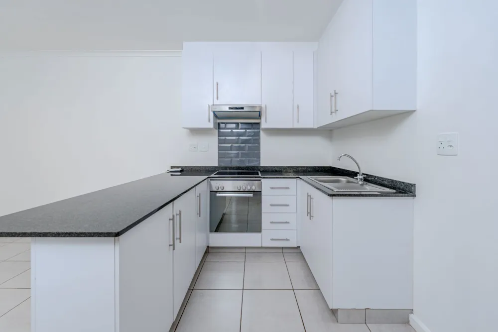 Apartment for sale in Waterfall, Upper Highway - 1KF1750952