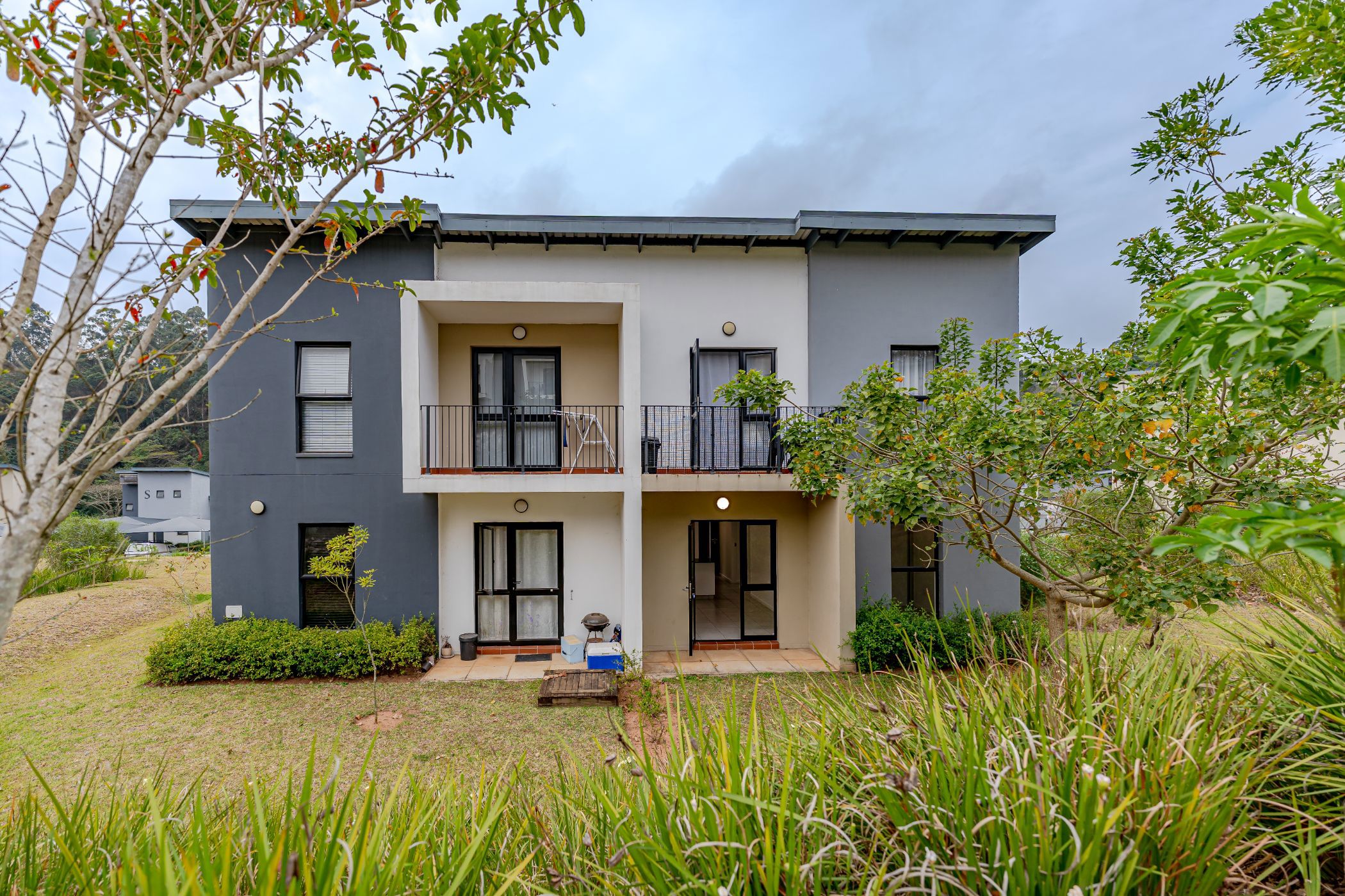Apartment for sale in Waterfall, Upper Highway - 1KF1750952
