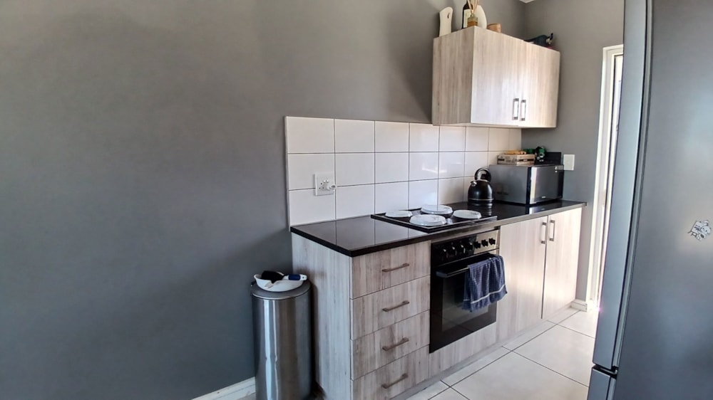 Apartment to rent in Eersterivier, Cape Town - 1KV1751042 Apartment to rent in Eersterivier, Cape Town - 1KV1751042