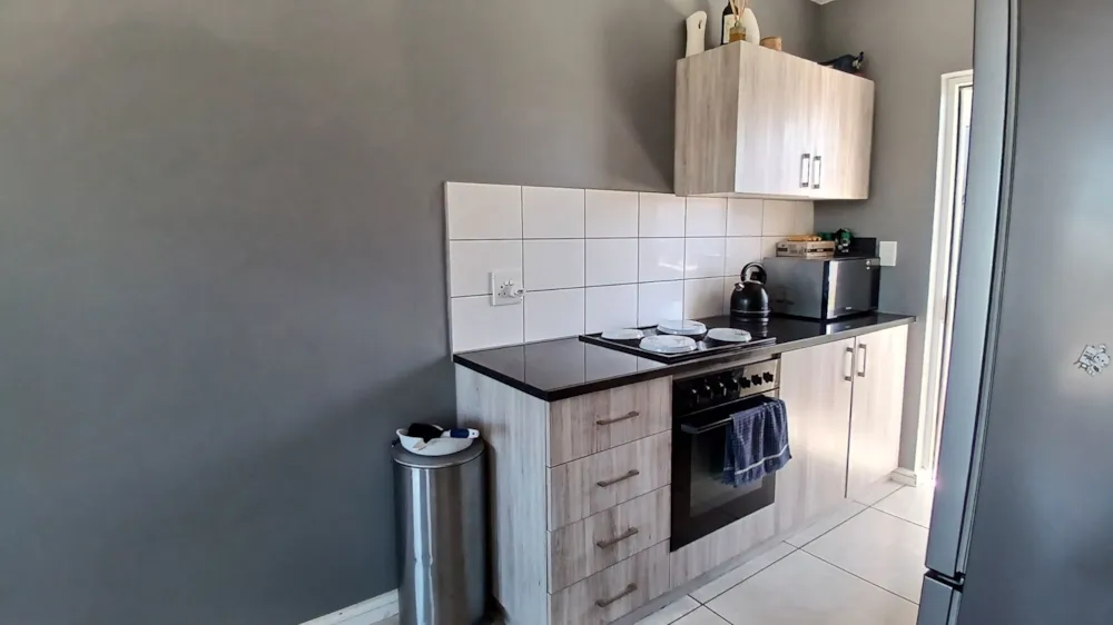 Apartment let in Eersterivier, Cape Town - 1KV1751042 Apartment let in Eersterivier, Cape Town - 1KV1751042