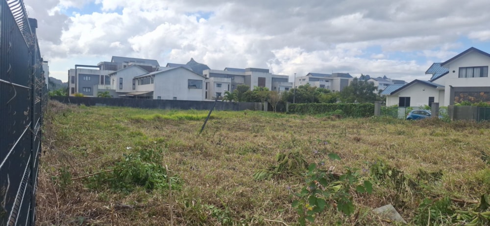 Residential vacant land for sale in Moka, Mauritius - MUR1751038 Residential vacant land for sale in Moka, Mauritius - MUR1751038