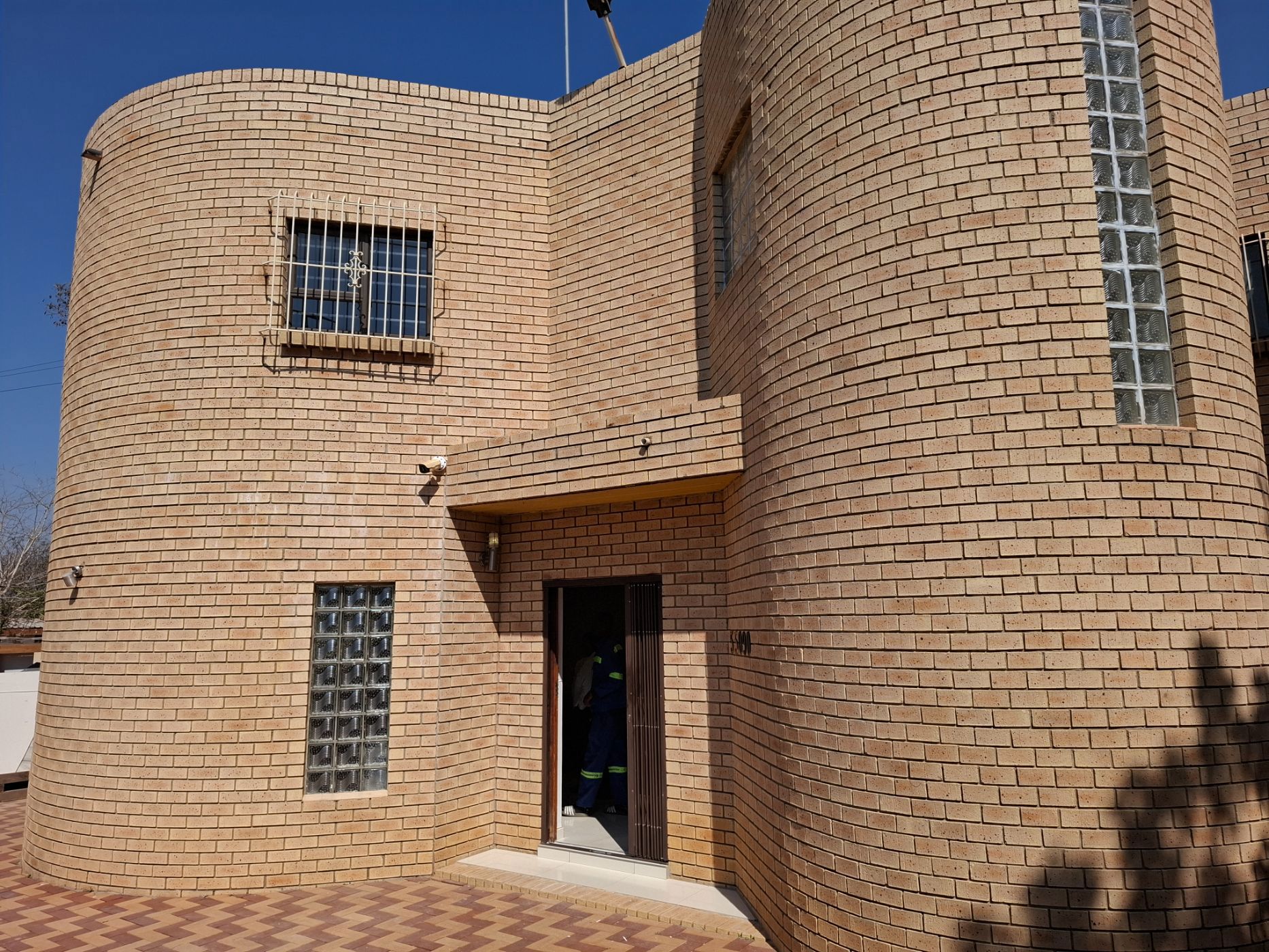 Townhouse to rent in Broadhurst, Botswana - 3BO1751058