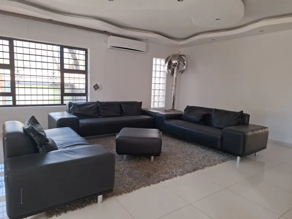Townhouse to rent in Broadhurst, Botswana - 3BO1751058 Townhouse to rent in Broadhurst, Botswana - 3BO1751058