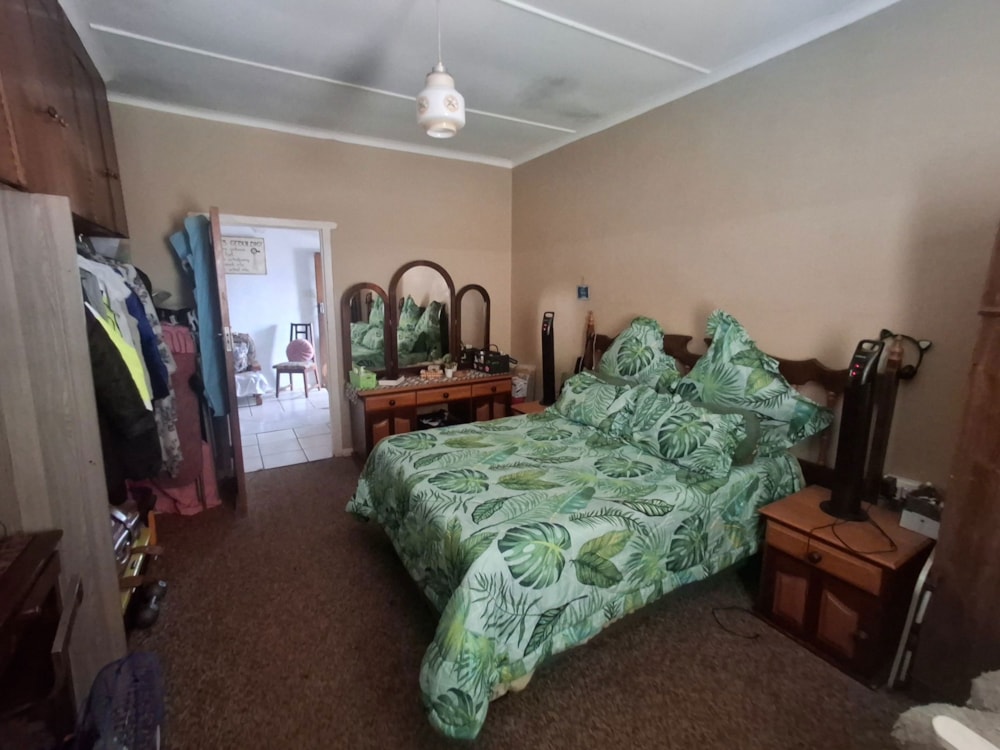 House for sale in Riversdale, Garden Route - 1SR1751606 House for sale in Riversdale, Garden Route - 1SR1751606