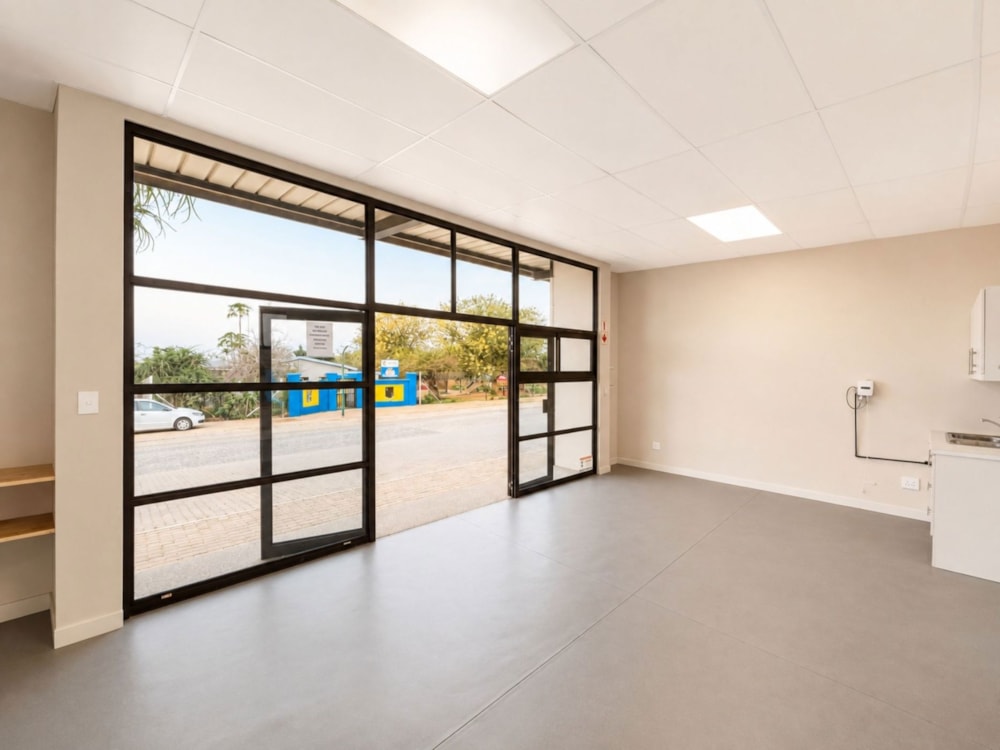Commercial Building to rent in Hoedspruit - 1HS1751102 Commercial Building to rent in Hoedspruit - 1HS1751102