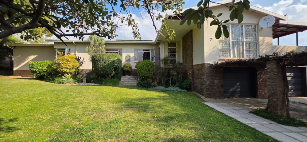 House for sale in Cradock - 1KK1751168 House for sale in Cradock - 1KK1751168