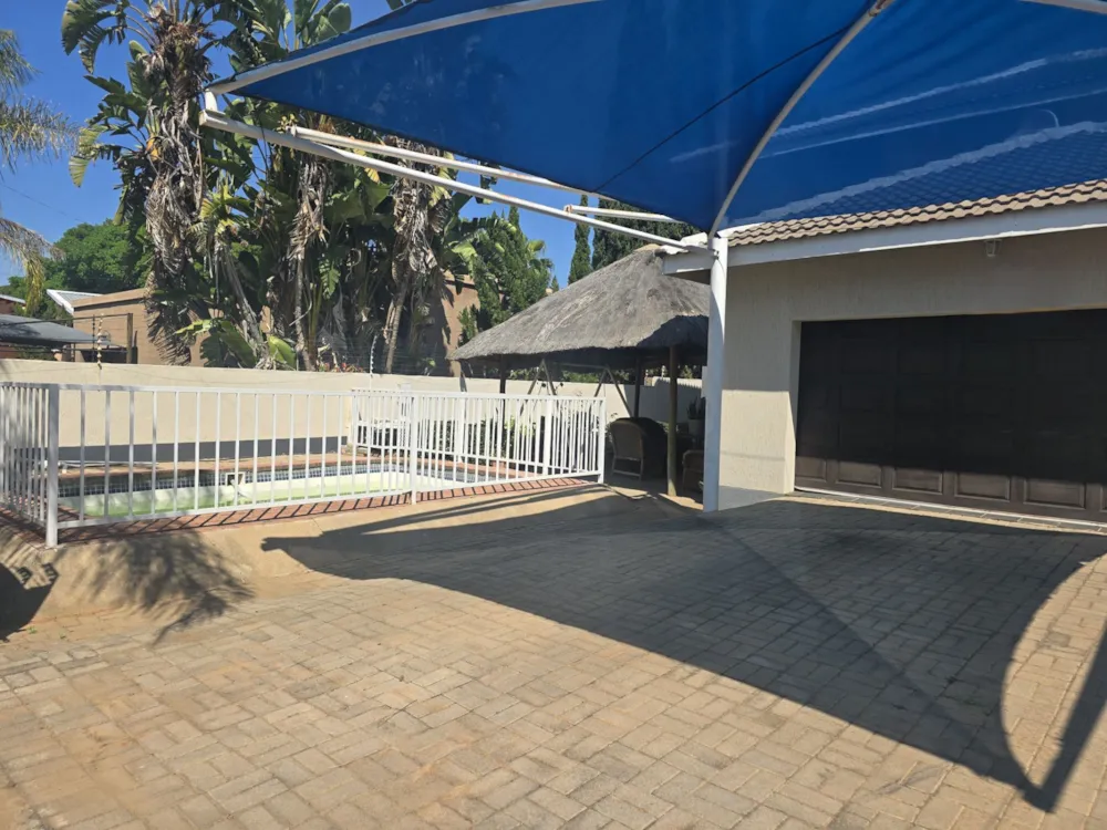 Double-storey house to rent in Phakalane, Botswana - 3BO1751488 Double-storey house to rent in Phakalane, Botswana - 3BO1751488