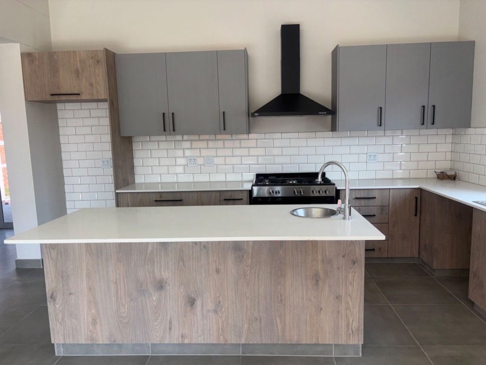 Townhouse for sale in Bloemfontein - 1BX1751509 Townhouse for sale in Bloemfontein - 1BX1751509