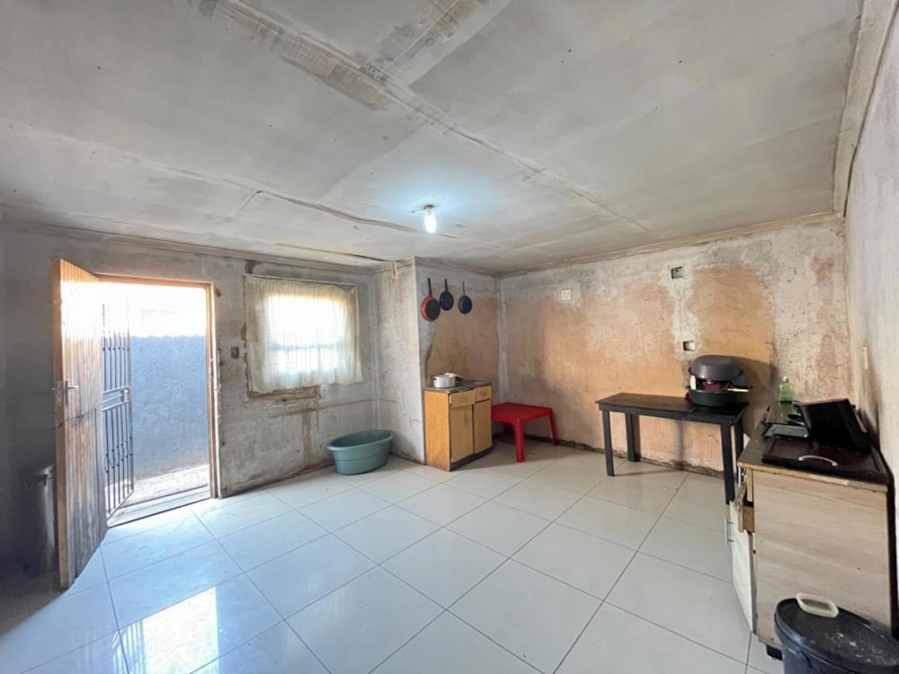 House for sale in Tembisa - KTP1751503 House for sale in Tembisa - KTP1751503