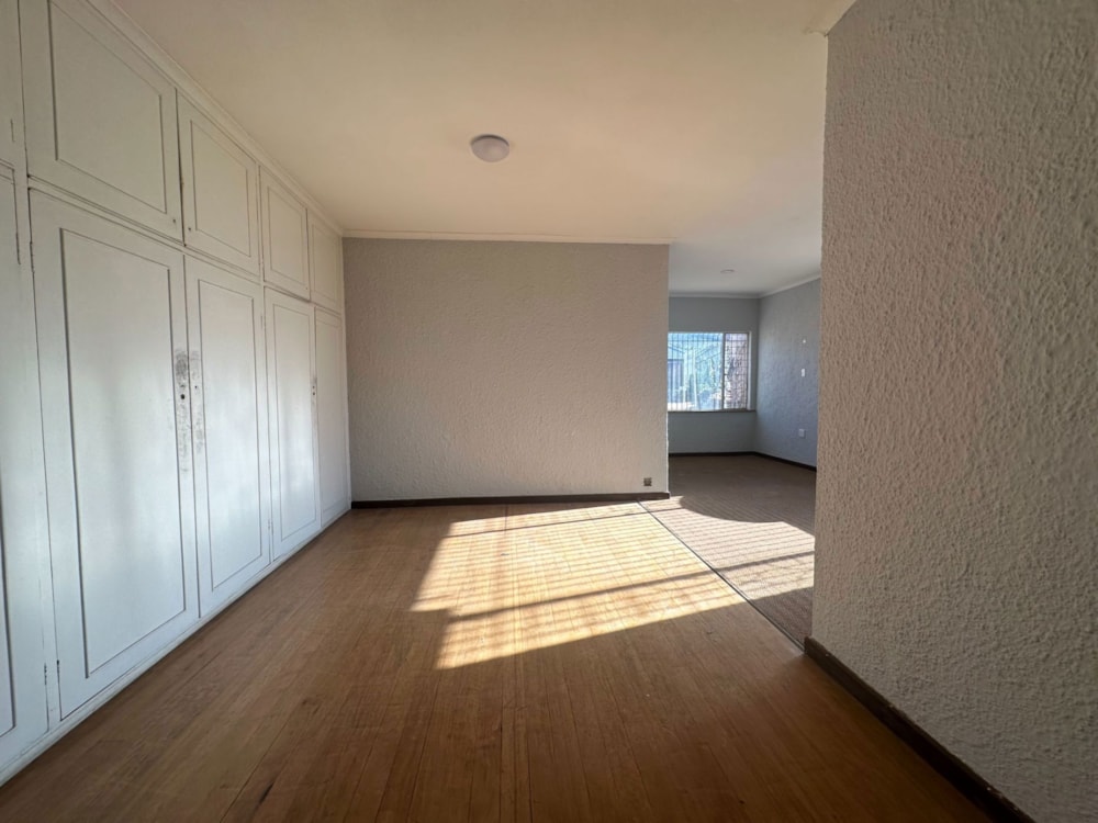 Commercial Building to rent in Springbok - 1NA1751251