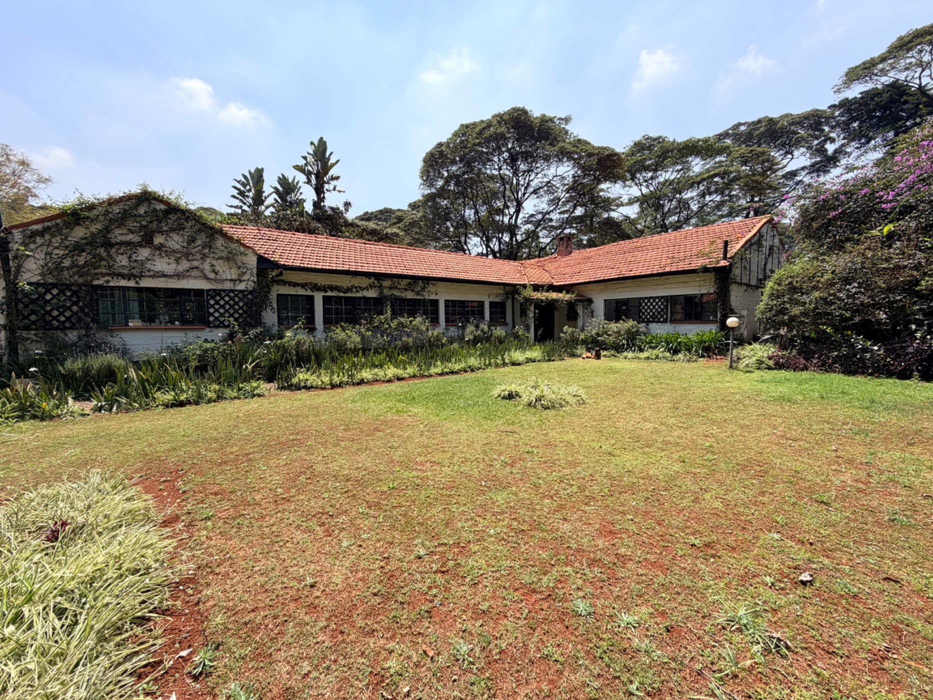 Bungalow to rent in Nairobi, Kenya - 3KE1752459