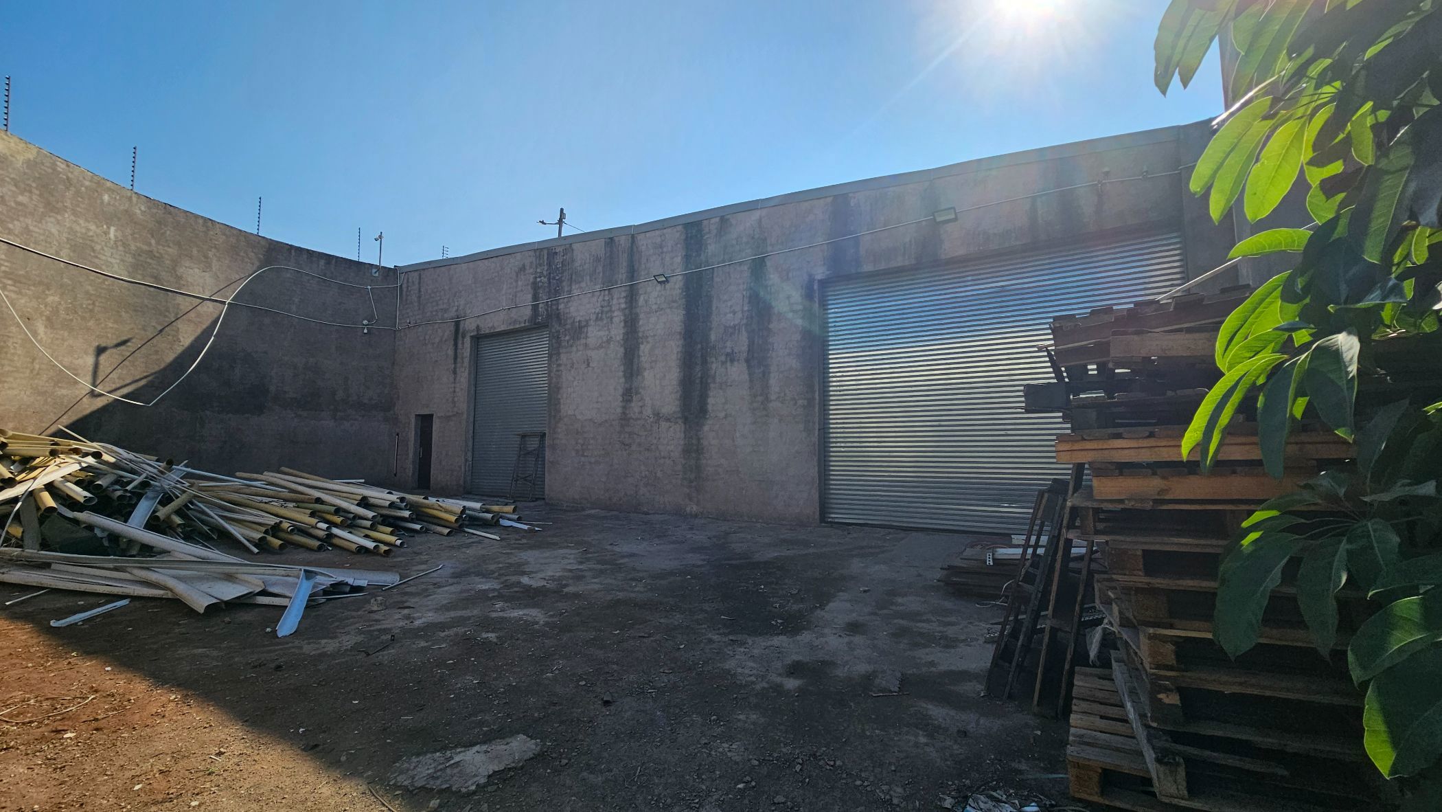 Commercial industrial property for sale in Umbilo - 1DBN1751625