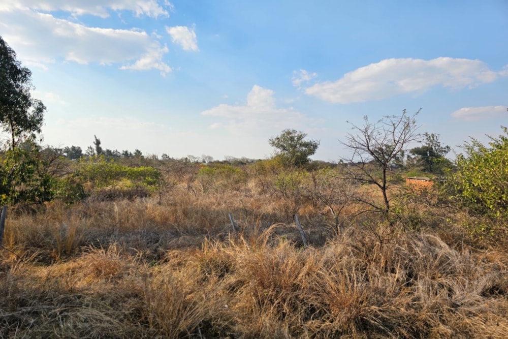 Residential vacant land for sale in Burnside, Bulawayo, Zimbabwe - 3ZB1751357 Residential vacant land for sale in Burnside, Bulawayo, Zimbabwe - 3ZB1751357