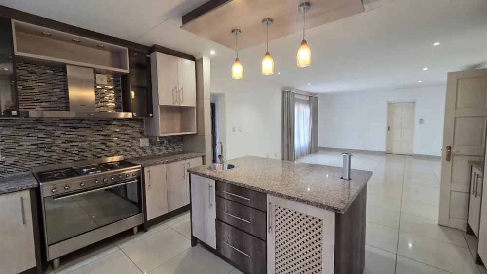 Townhouse to rent in Bergsig, Heidelberg - 1SP1752141 Townhouse to rent in Bergsig, Heidelberg - 1SP1752141