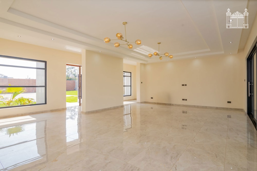 House for sale in Mt Pleasant Heights, Zimbabwe - 3ZB1751463 House for sale in Mt Pleasant Heights, Zimbabwe - 3ZB1751463