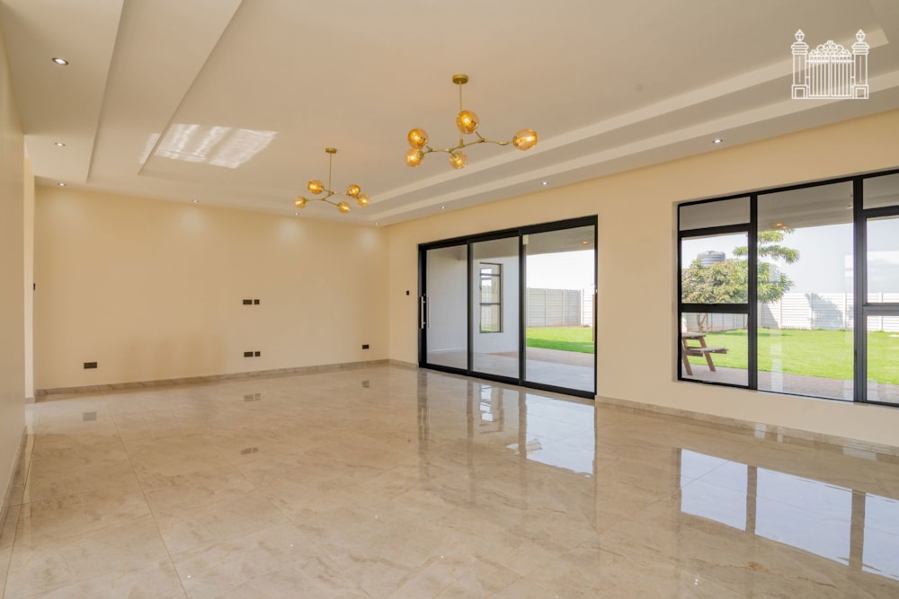 House for sale in Mt Pleasant Heights, Zimbabwe - 3ZB1751463 House for sale in Mt Pleasant Heights, Zimbabwe - 3ZB1751463
