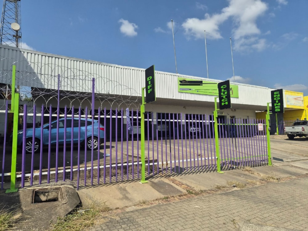 Commercial industrial property for sale in Sonheuwel - 1NS1751778