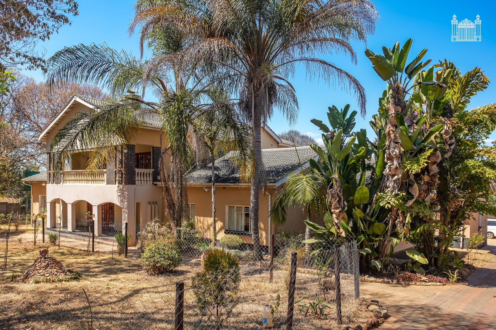 Double-storey house for sale in Helensvale, Zimbabwe - 3ZB1751493
