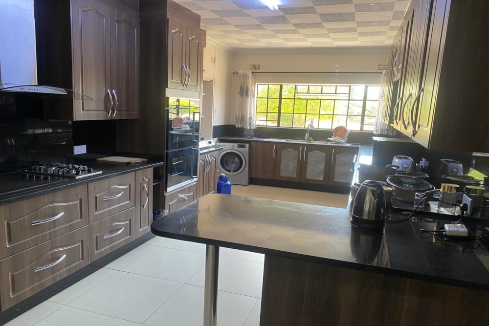 House for sale in Arlington, Zimbabwe - 3ZB1751507 House for sale in Arlington, Zimbabwe - 3ZB1751507