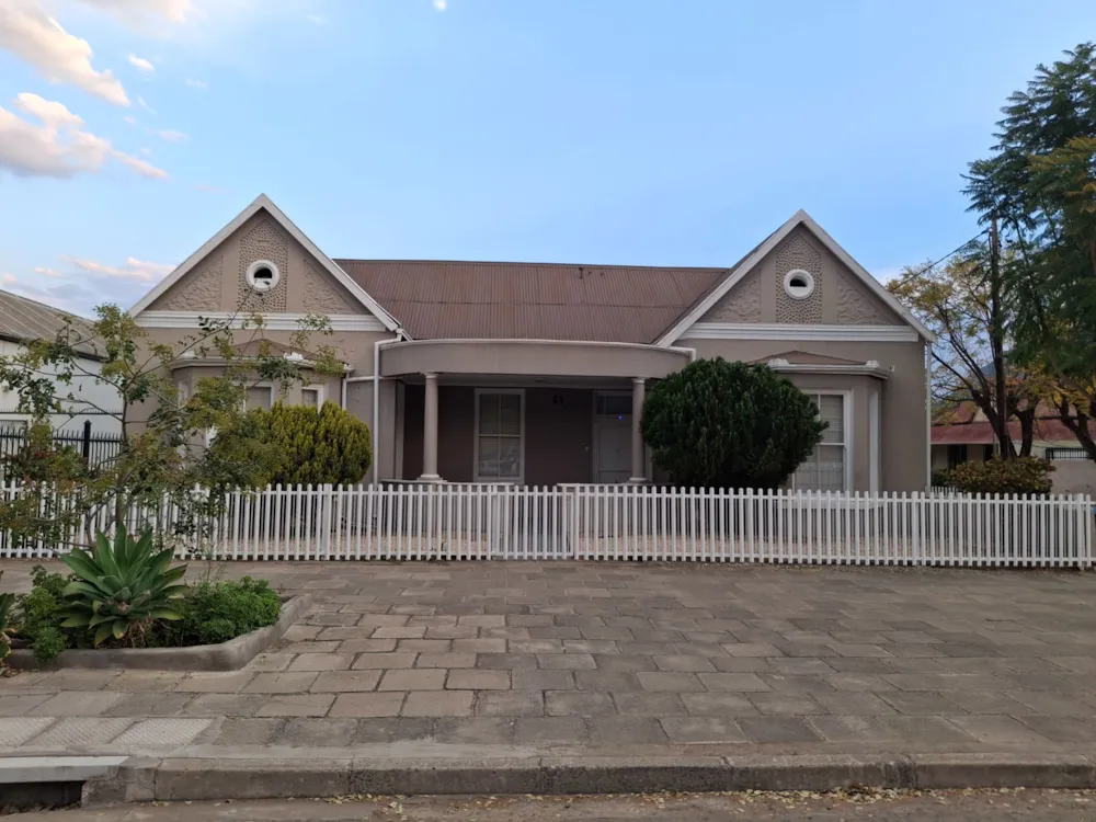 House for sale in Graaff-Reinet - 1KK1751513 House for sale in Graaff-Reinet - 1KK1751513