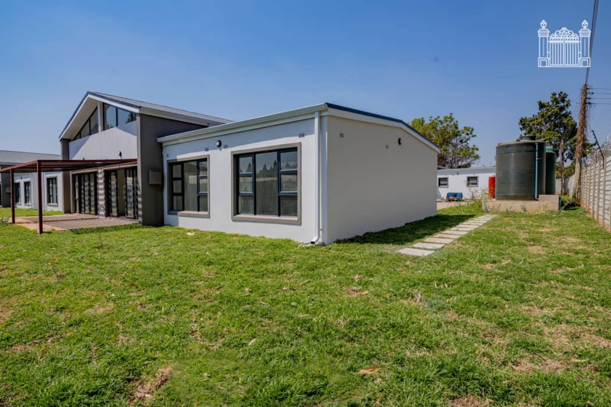 Cluster to rent in Harare North, Zimbabwe - 3ZB1751524