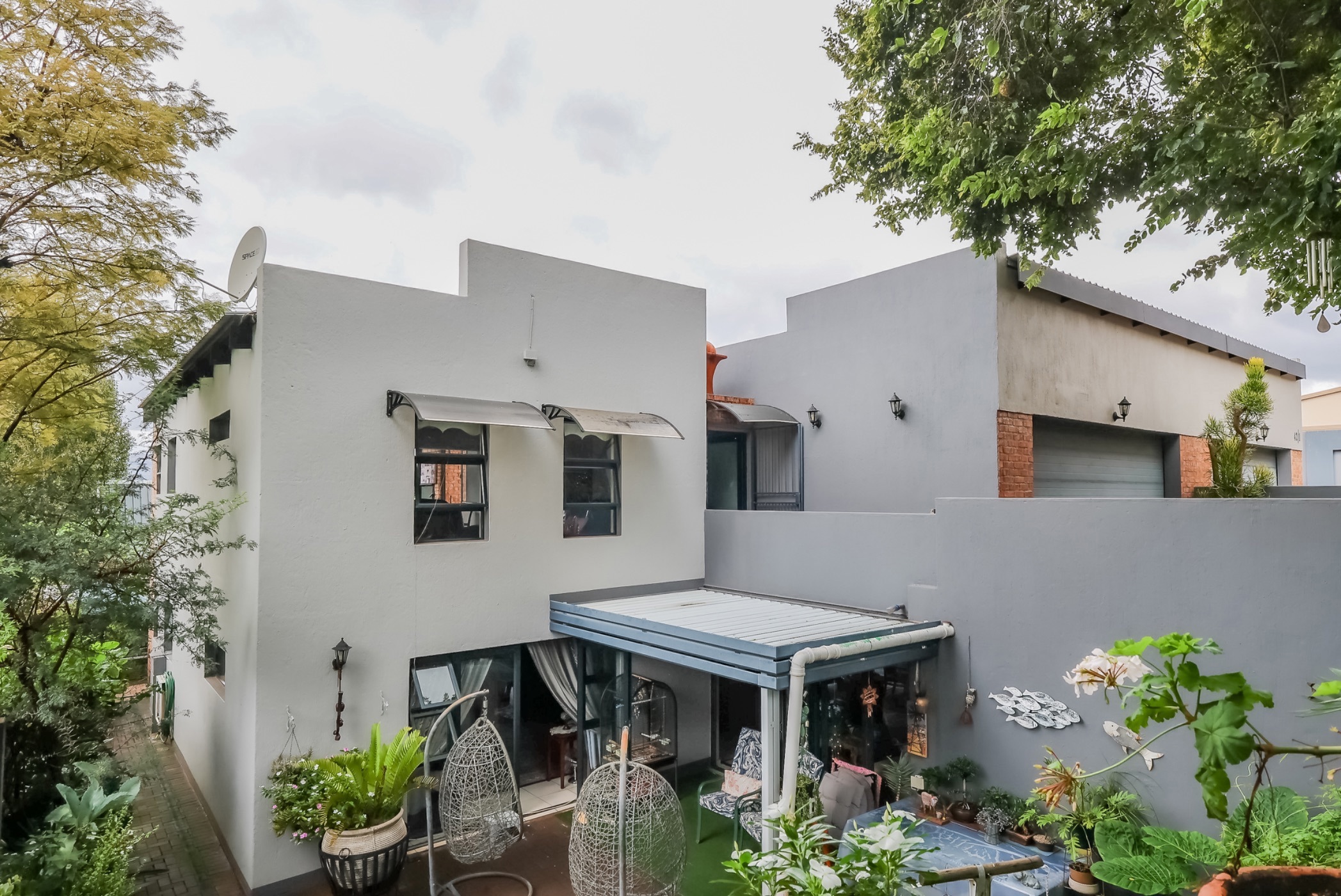 Golf estate house to rent in Magalies Golf Estate - 1HR1751615