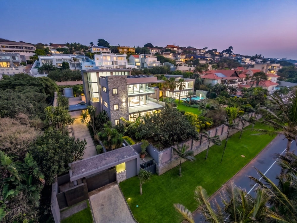 House for sale in uMhlanga Rocks - 1ND1752001 House for sale in uMhlanga Rocks - 1ND1752001
