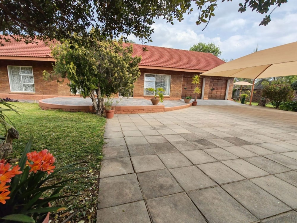House for sale in Vryburg - 1RN1752159