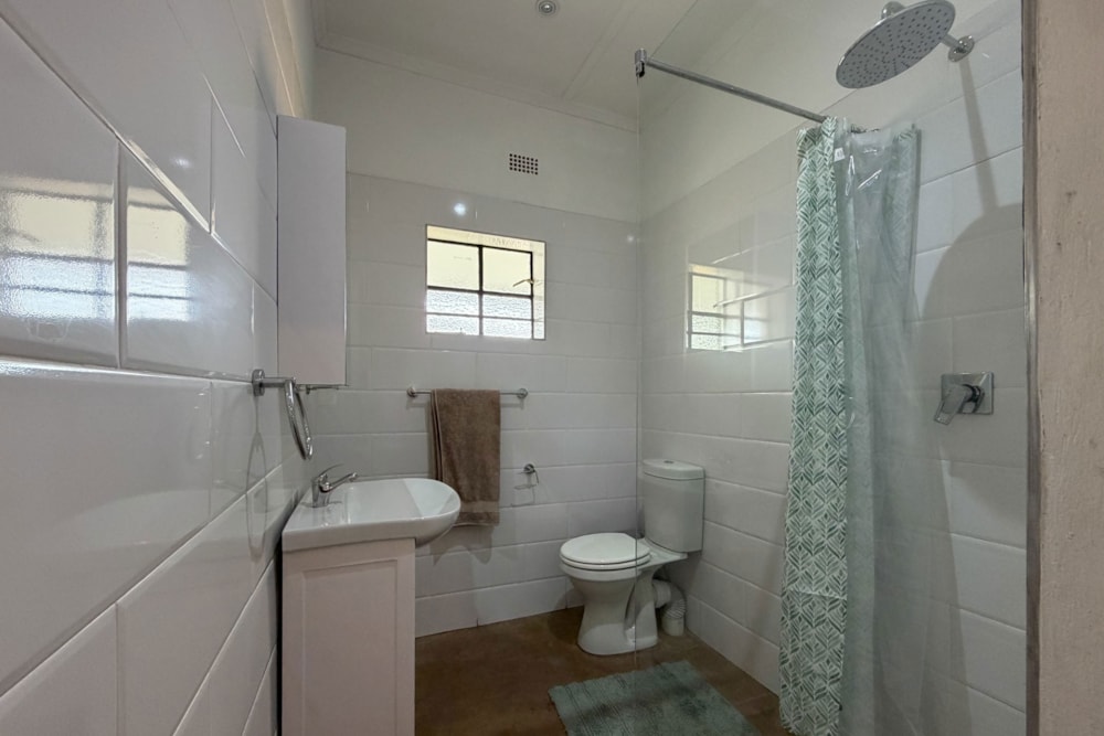 House for sale in Victoria Falls, Zimbabwe - 3ZB1752214 House for sale in Victoria Falls, Zimbabwe - 3ZB1752214