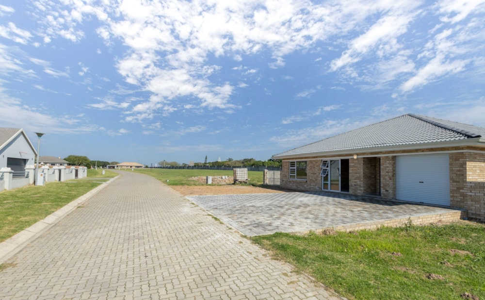 House to rent in Bushmans River Mouth - 1KO1751842 House to rent in Bushmans River Mouth - 1KO1751842