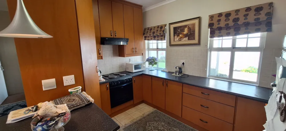 Retirement home for sale in Oudtshoorn North - 1OU1751930 Retirement home for sale in Oudtshoorn North - 1OU1751930