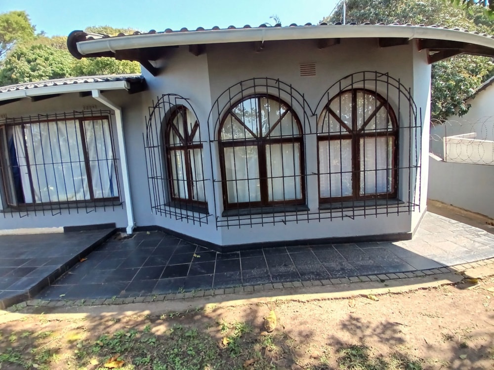 House for sale in Grosvenor, Port Shepstone - 1PSH1752039 House for sale in Grosvenor, Port Shepstone - 1PSH1752039