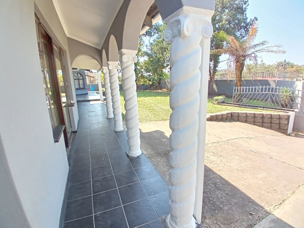 House for sale in Grosvenor, Port Shepstone - 1PSH1752039 House for sale in Grosvenor, Port Shepstone - 1PSH1752039