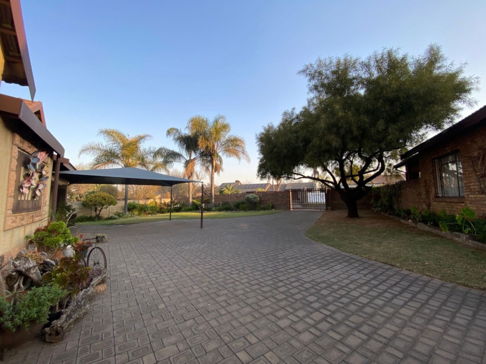 House for sale in Jackaroo Park - 1WD1751828