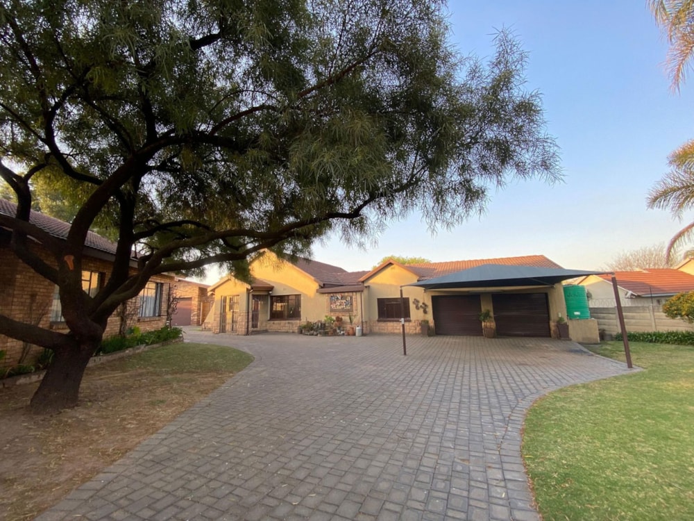House for sale in Jackaroo Park - 1WD1751828