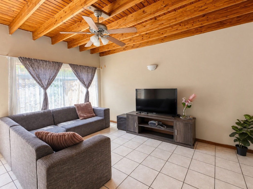 Apartment for sale in Potchefstroom - 1PCH1751899