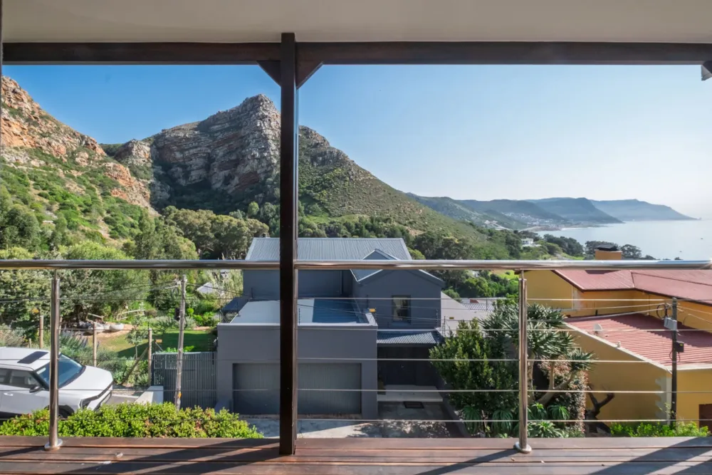 Double-storey house let in Simons Town - FHL1751995