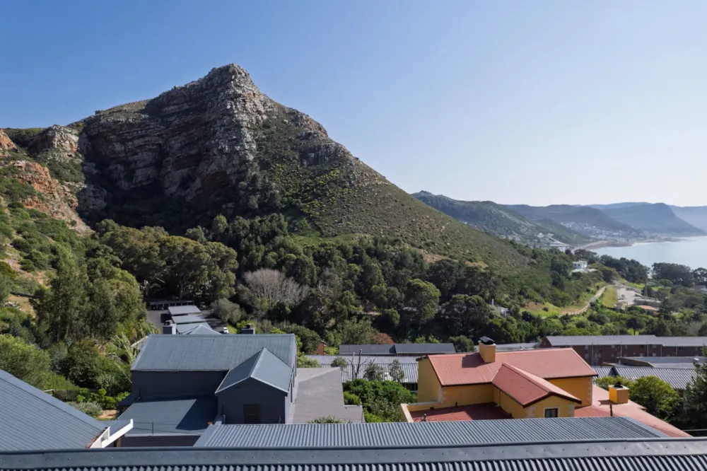 Double-storey house let in Simons Town - FHL1751995
