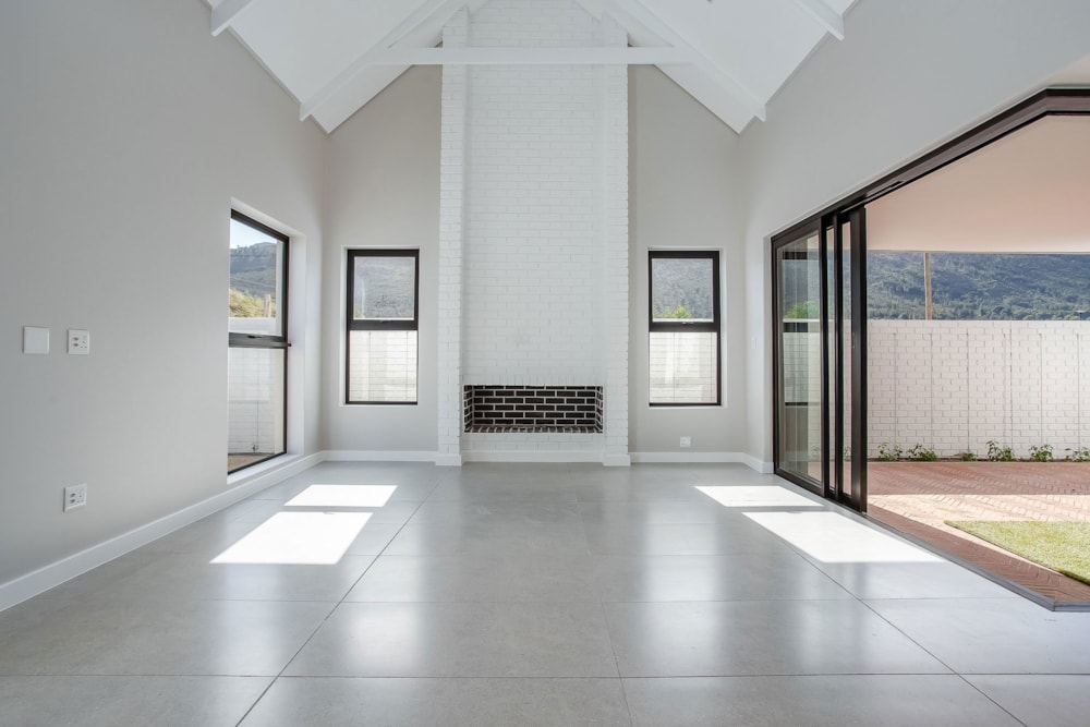 Security estate home for sale in Paarl South - VLV1753214