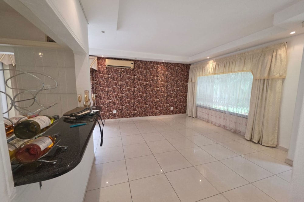 House for sale in Yellowwood Park - 1DBN1752036 House for sale in Yellowwood Park - 1DBN1752036