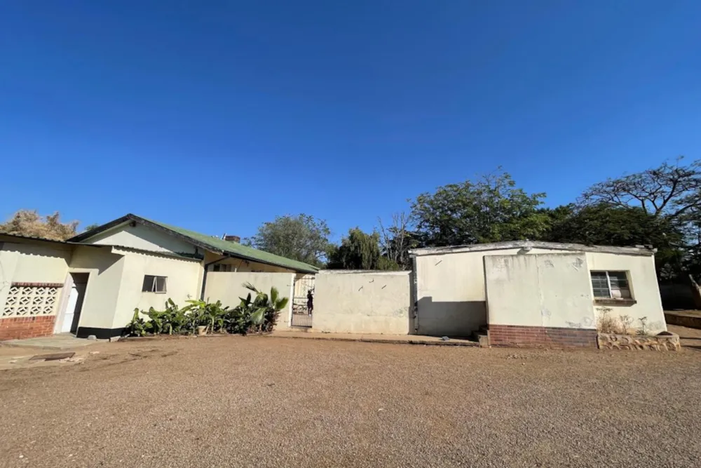 House for sale in Matabeleland, Zimbabwe - 3ZB1752042