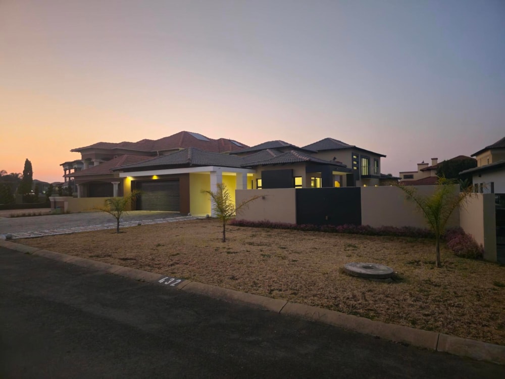 Double-storey house for sale in Savannah Country Estate - PT1752052 Double-storey house for sale in Savannah Country Estate - PT1752052