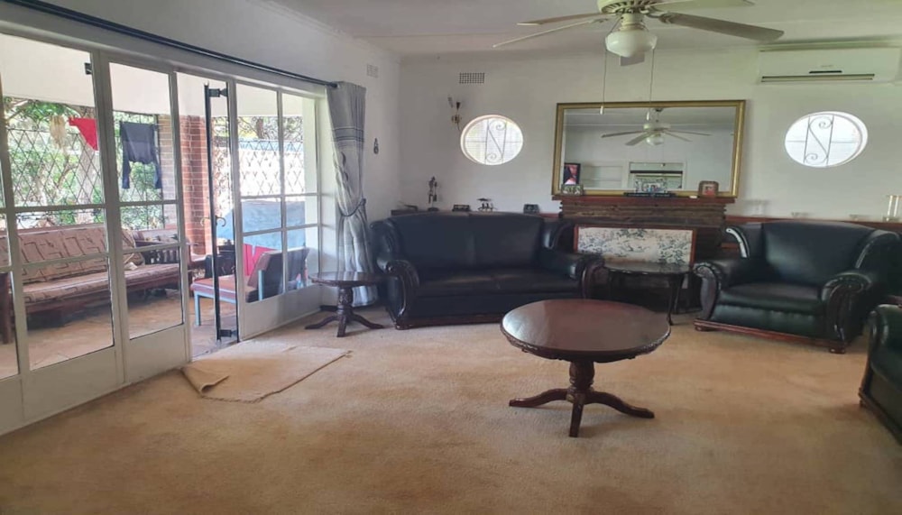 House for sale in Morningside, Zimbabwe - 3ZB1752060 House for sale in Morningside, Zimbabwe - 3ZB1752060