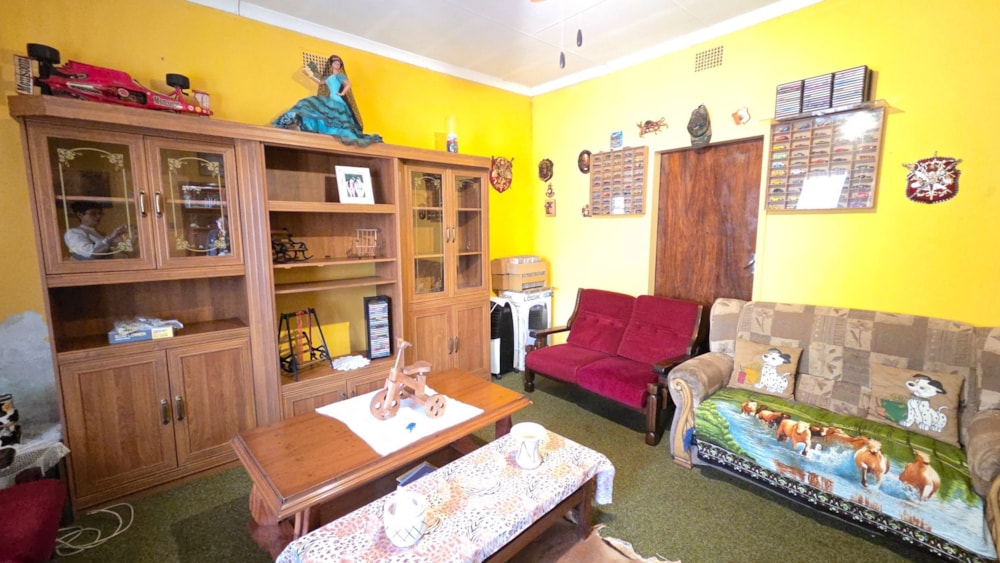 House for sale in Rensburg - 1SP1752126