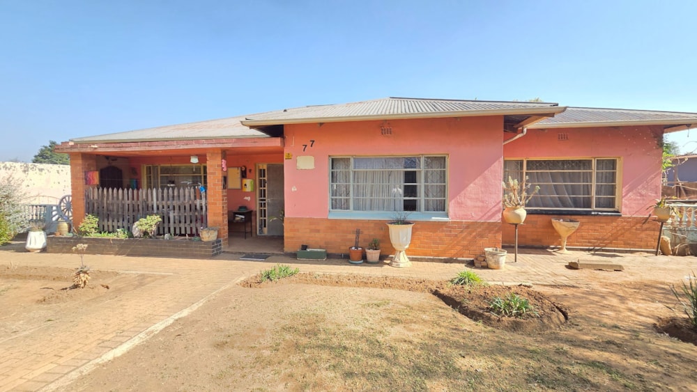 House for sale in Rensburg - 1SP1752126
