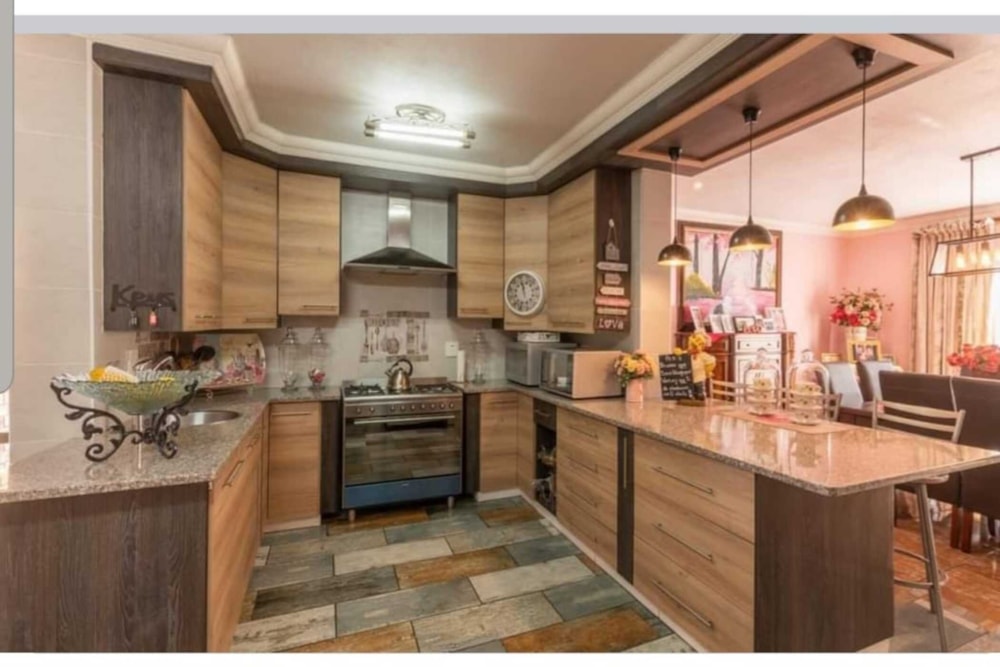 Double-storey house for sale in Aerorand - 1MD1752210